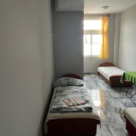 Lilla Motel 헤기예샬롬 외부 사진